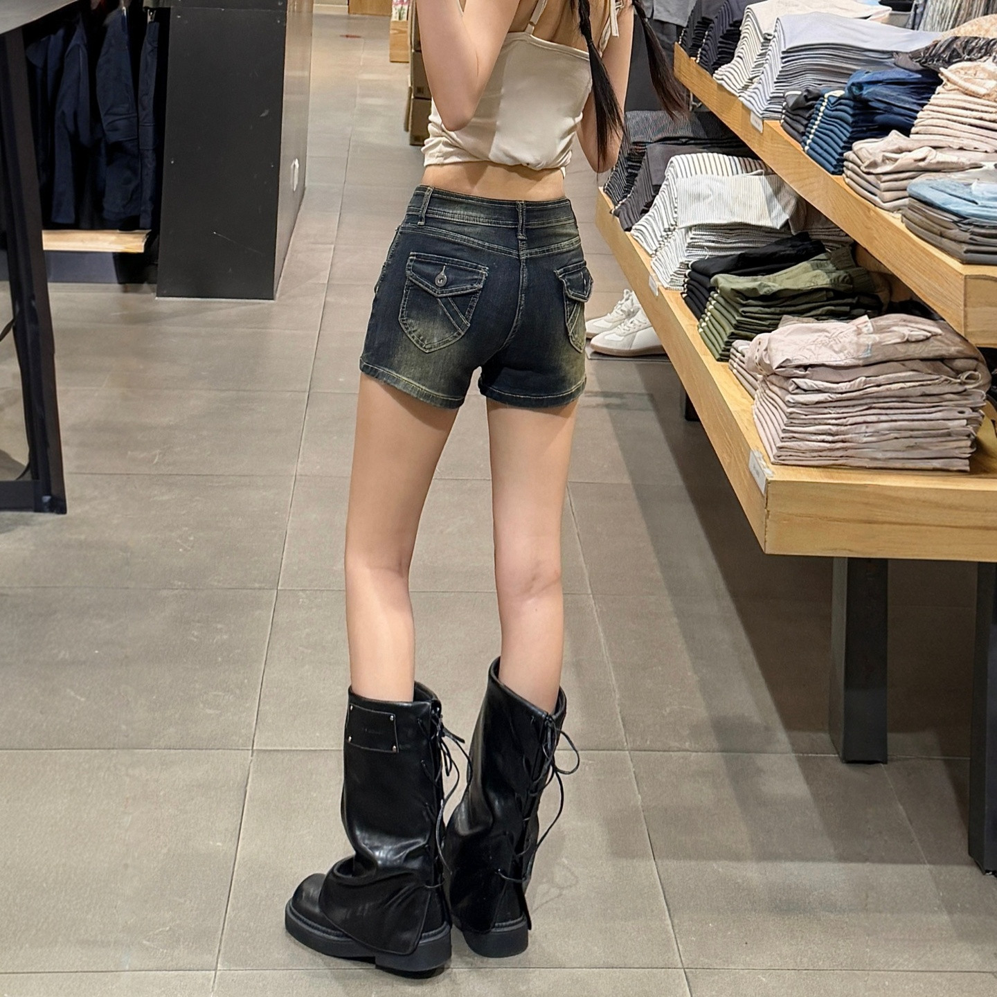 美式复古低腰显瘦牛仔热裤女