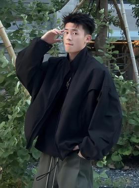 黑色短款美式飞行夹克男士秋季穿搭弯刀袖外套廓形立领工装棒球服