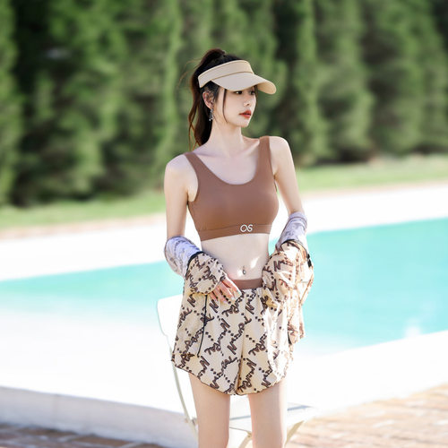 2024新款游泳衣女分体式三件套遮肚显瘦聚拢小胸韩国ins风泡温泉