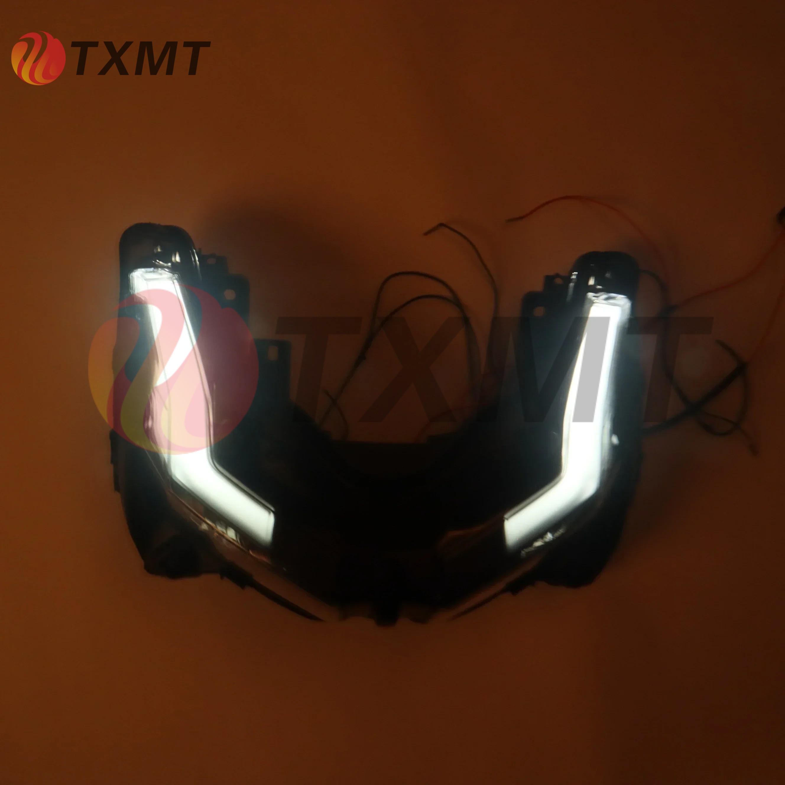 适用本田ADV150 ADV160踏板摩托车19-23年前大灯总成前车头照亮灯