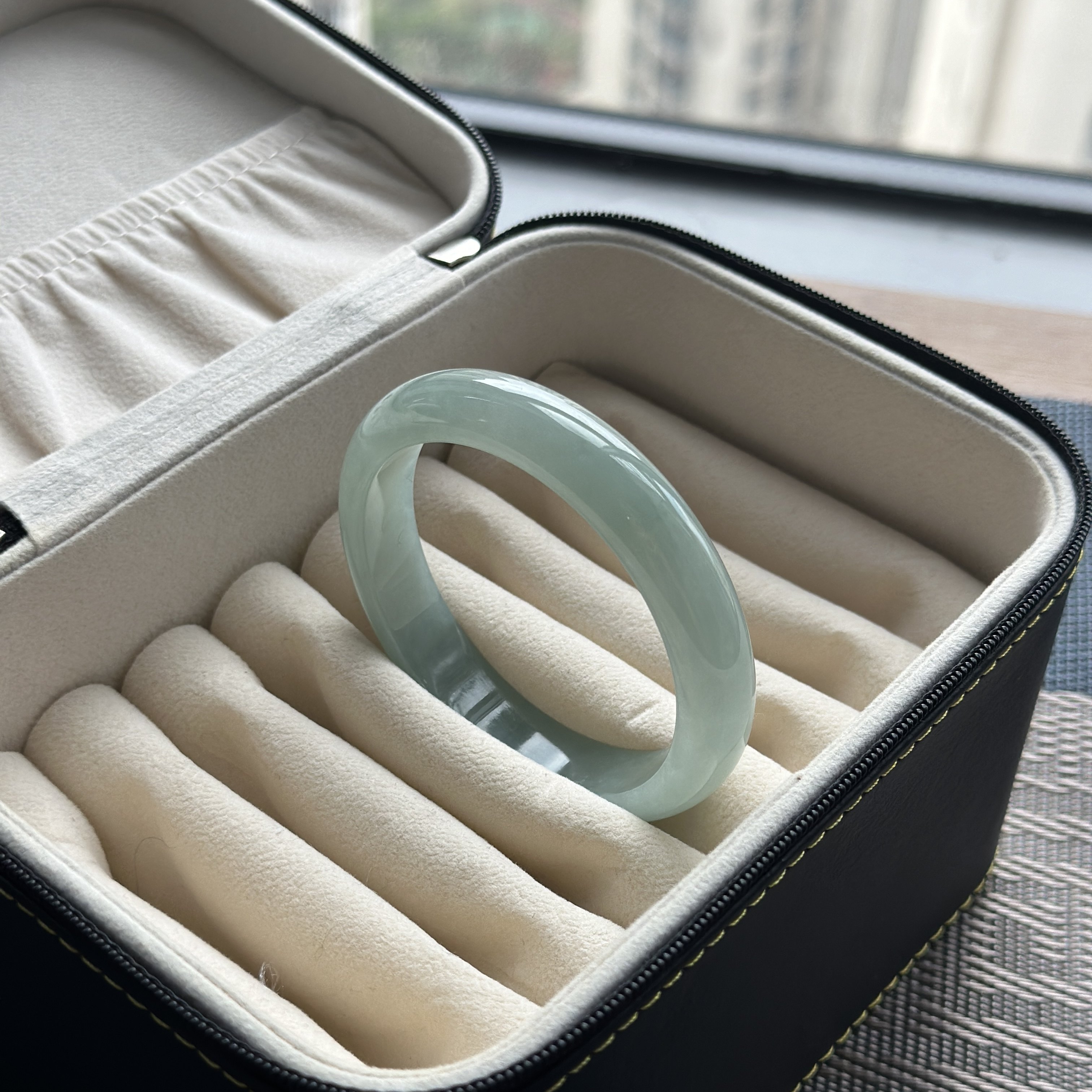 玉长情高端缅甸糯冰种翡翠手镯玉手镯子女款纯色油青正品玉石处理