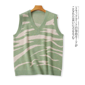 时尚 提花毛衣马甲背心 春秋新外贸女装 减龄V领套头软糯背心32125