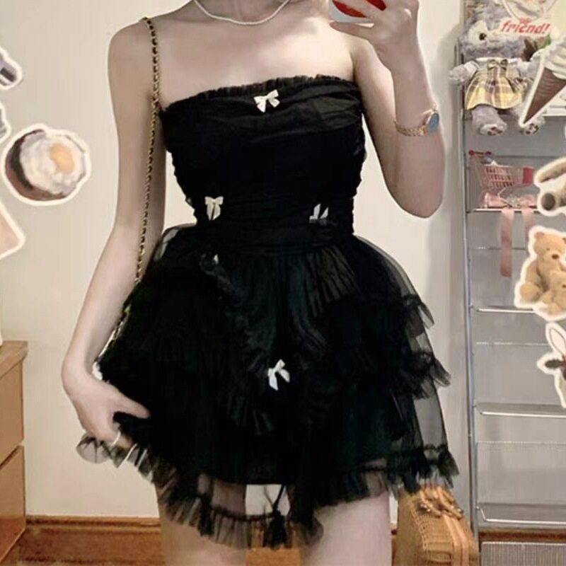 轻熟风抹胸连衣裙黑色收腰辣妹时尚性感蓬蓬裙法式清纯蛋糕连衣裙