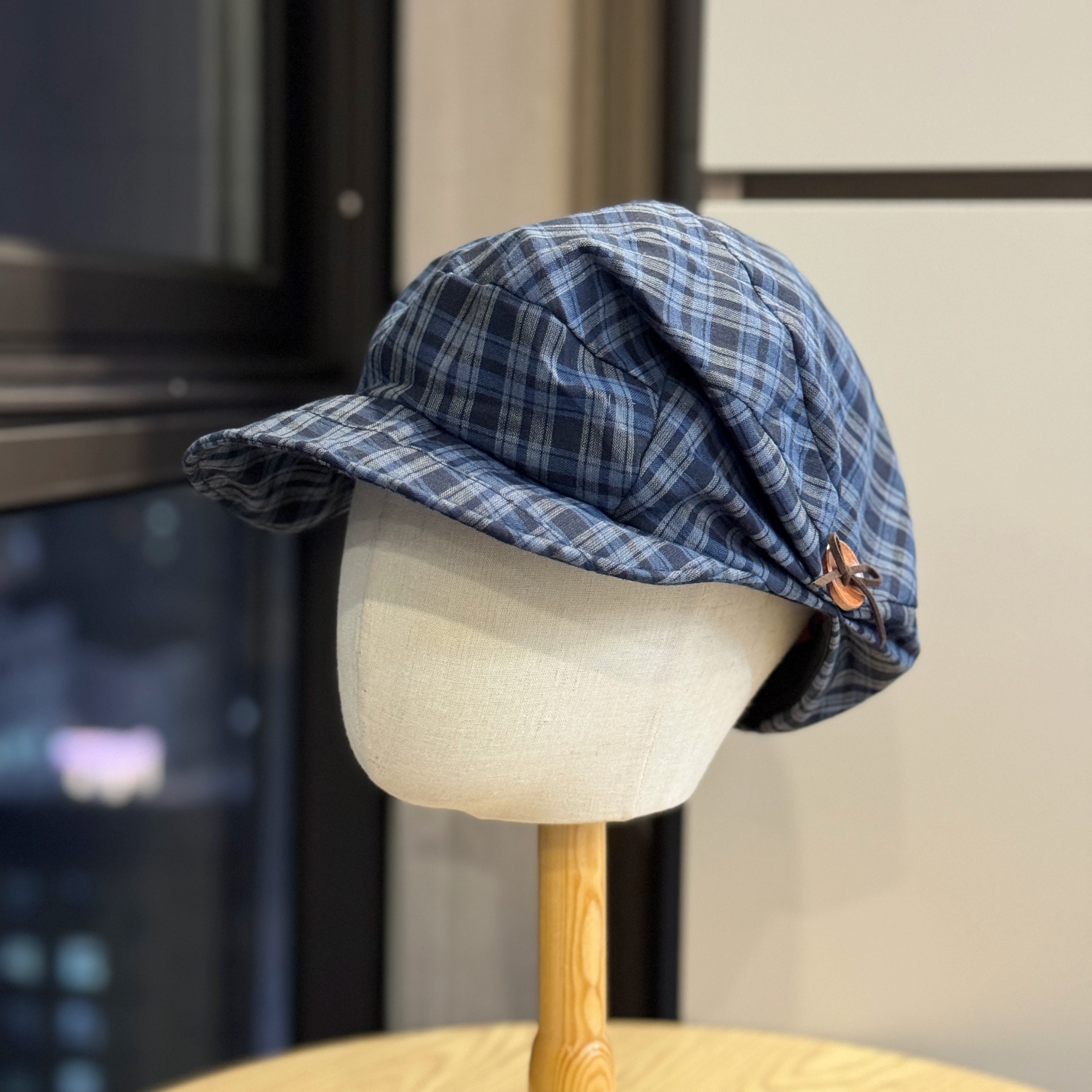 文艺复古格纹纽扣八角帽子女夏