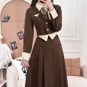 美式学院风JK制服套装女秋冬新款校供假两件上衣中长款显瘦百褶裙