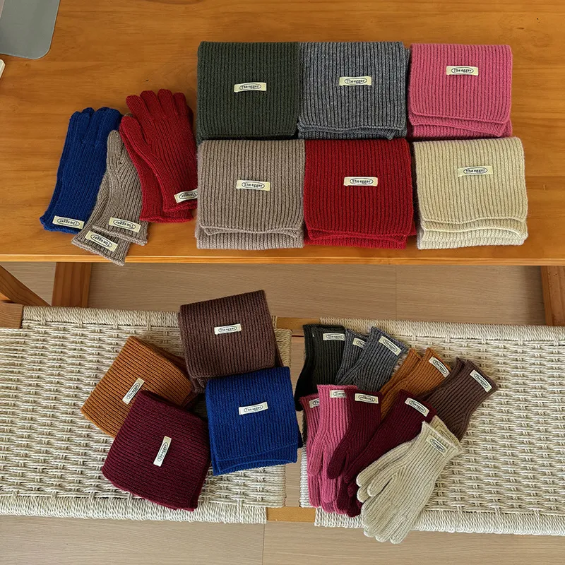 한국의 새로운 어린이 스카프와 장갑 ??2피스 세트 남학생과 여학생 단색 다용도 정장 겨울  ??따뜻한 착용 추세