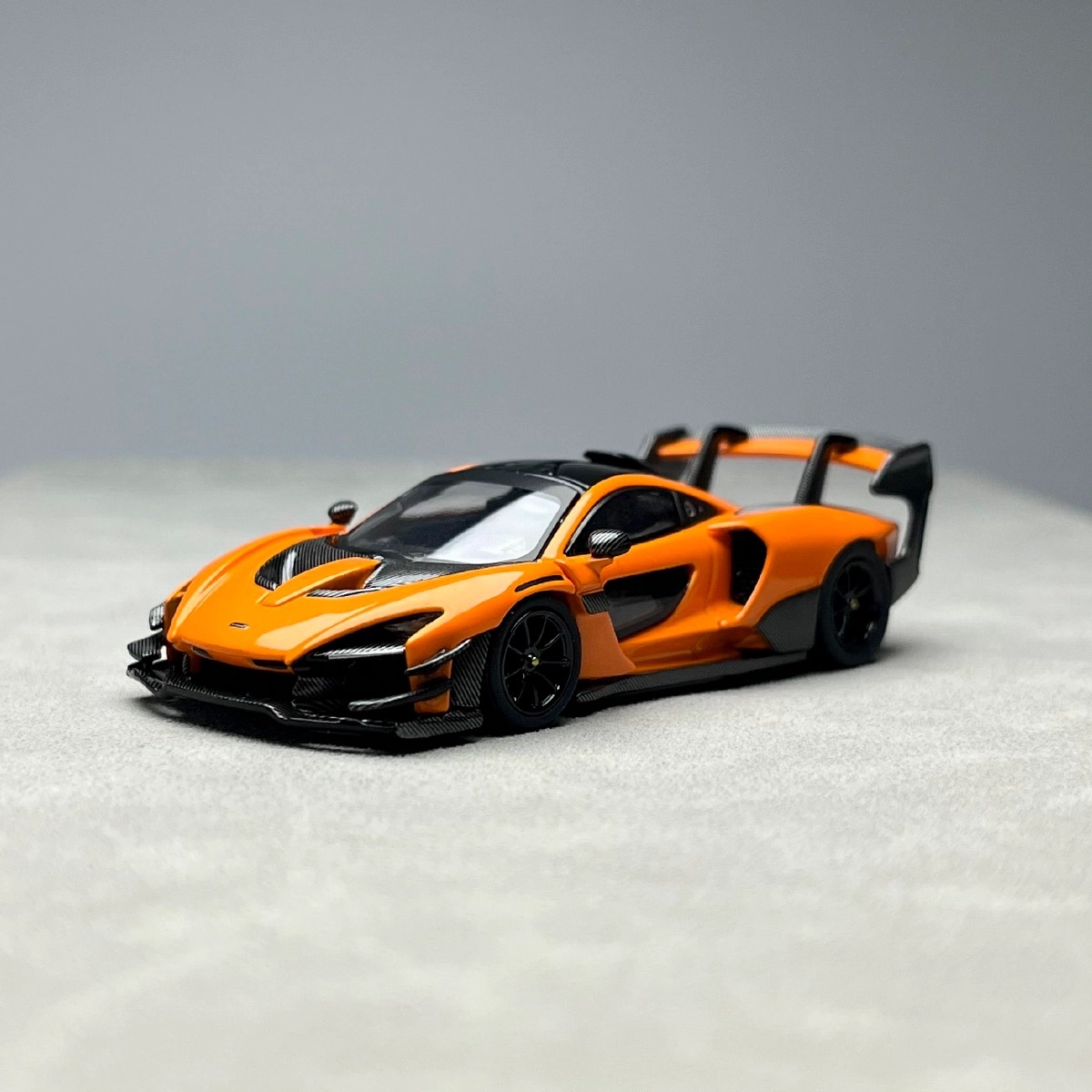 CM MODEL 1:64 迈凯伦 塞纳 Mclaren Senna GTR 木瓜橙 汽车模型