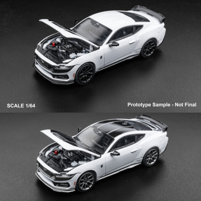 DCM 1:64 福特 野马 Dark Horse 引擎盖可开 合金汽车模型