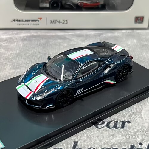 Stance Hunters 1:64 488 Pista Novetic 合金仿真汽车模型