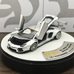 PGM 1:64 兰博基尼 LBWK LP700-4 合金汽车模型