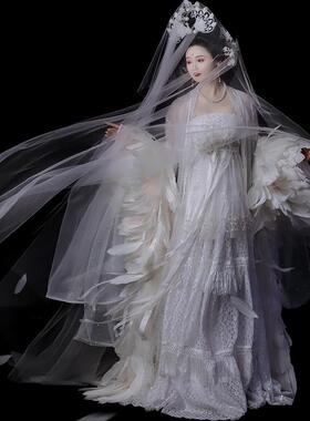 白月光 华姿仪赏2024年新品 婚纱款汉服诃子裙 摄影创作拍摄走秀