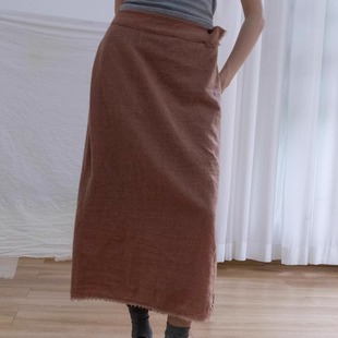 调理 2024fall 斜纹横条精仿羊毛半裙 portrait life