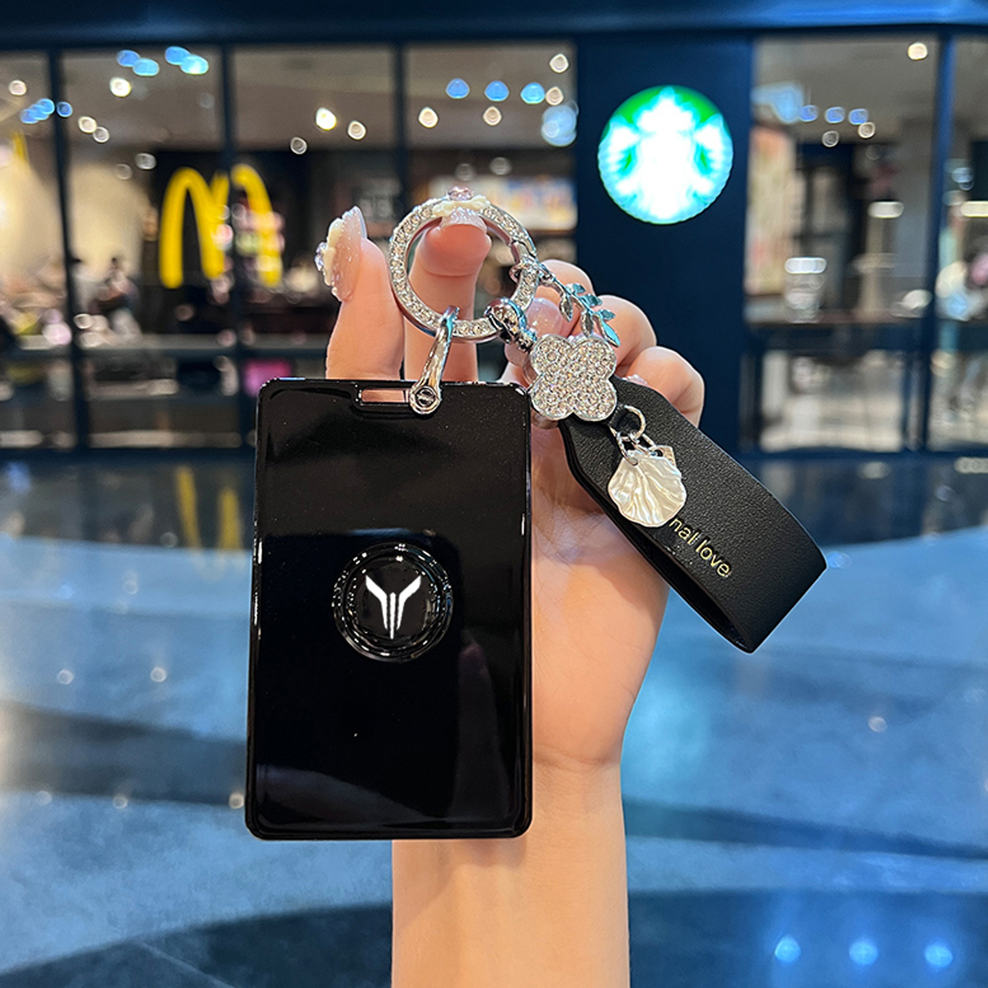 26款岚图泰山卡片钥匙套专用插混NFC充电感应智能卡包车保护壳扣