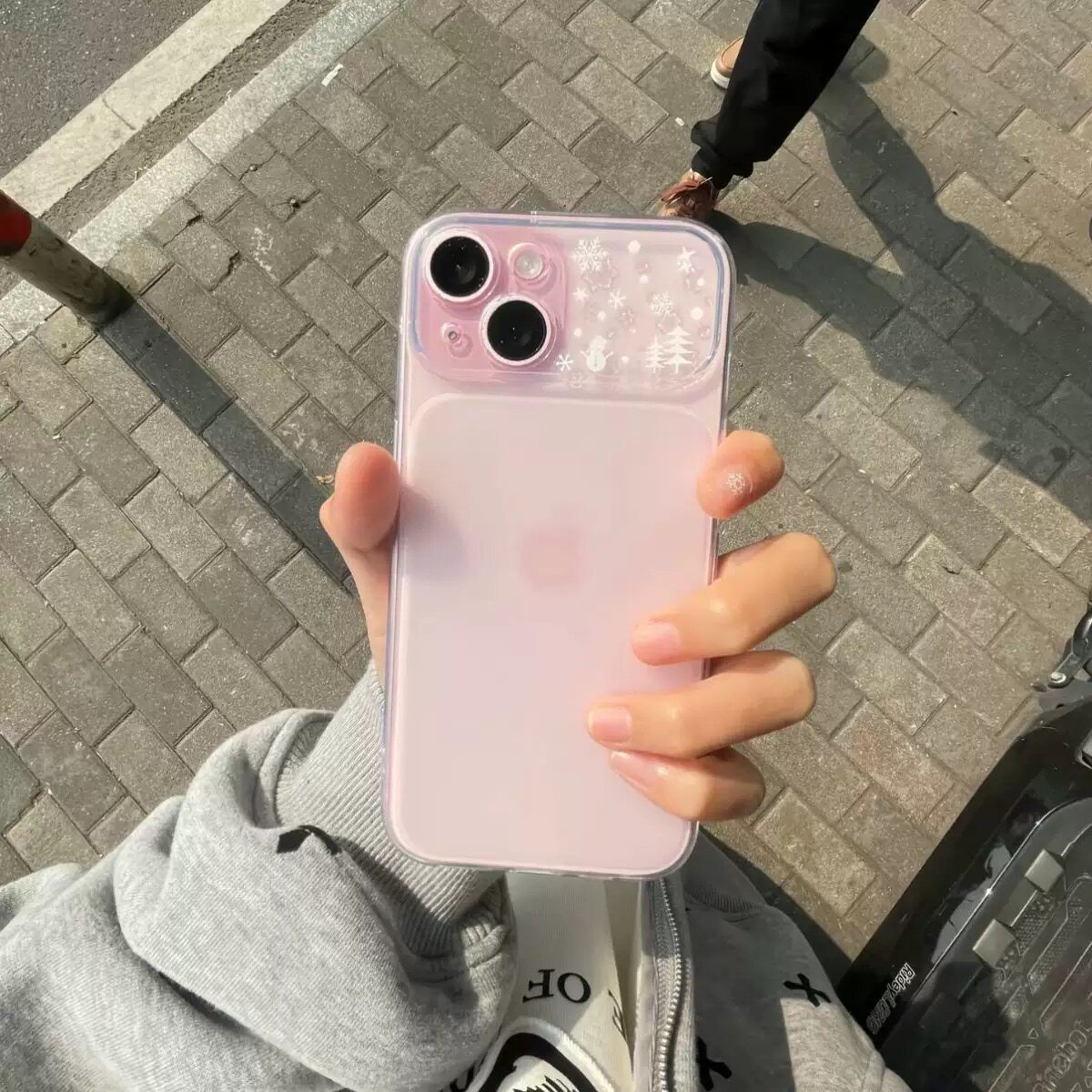个性ins风秋冬雪花秒变17大视窗适用iPhone17promax手机壳苹果16新款15/14小众13软壳12全包11防摔保护套女