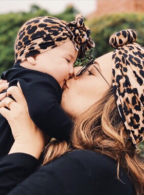 欧美婴幼儿宝宝百天公主春夏季薄款婴儿帽子甜甜圈豹纹护囟门印度