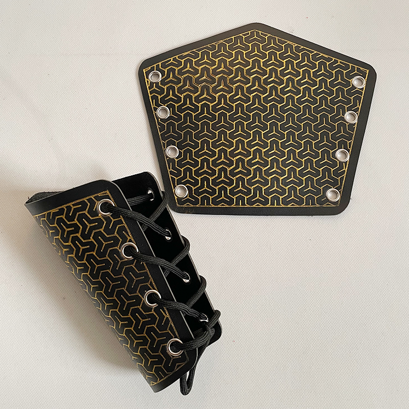 古风护腕汉服锦衣卫飞鱼刺绣束袖服配饰金色山文甲皮革护臂男女士