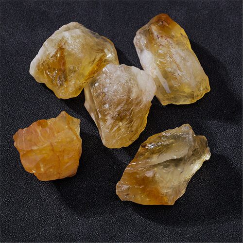 天然巴西黄水晶原石矿宝标