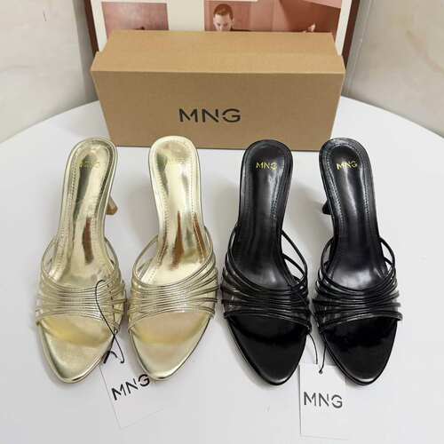 MNG2026新款细跟一字扣女凉鞋