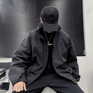 型立体剪裁显瘦羽绒服 立领落肩设计宽松版 冬季 潮流炸街外套男个性