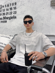 男个性 休闲T恤衫 水洗渐变色字母压花半袖 新款 青年夏季 潮牌ins短袖