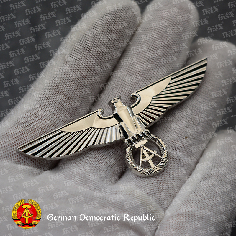 东线复刻东德民主德国德意志民主共和国鹰徽苏联纪念章之鹰徽章胸