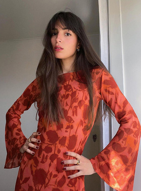 New printed round neck basic dress 新款印花圆领基础连衣裙女