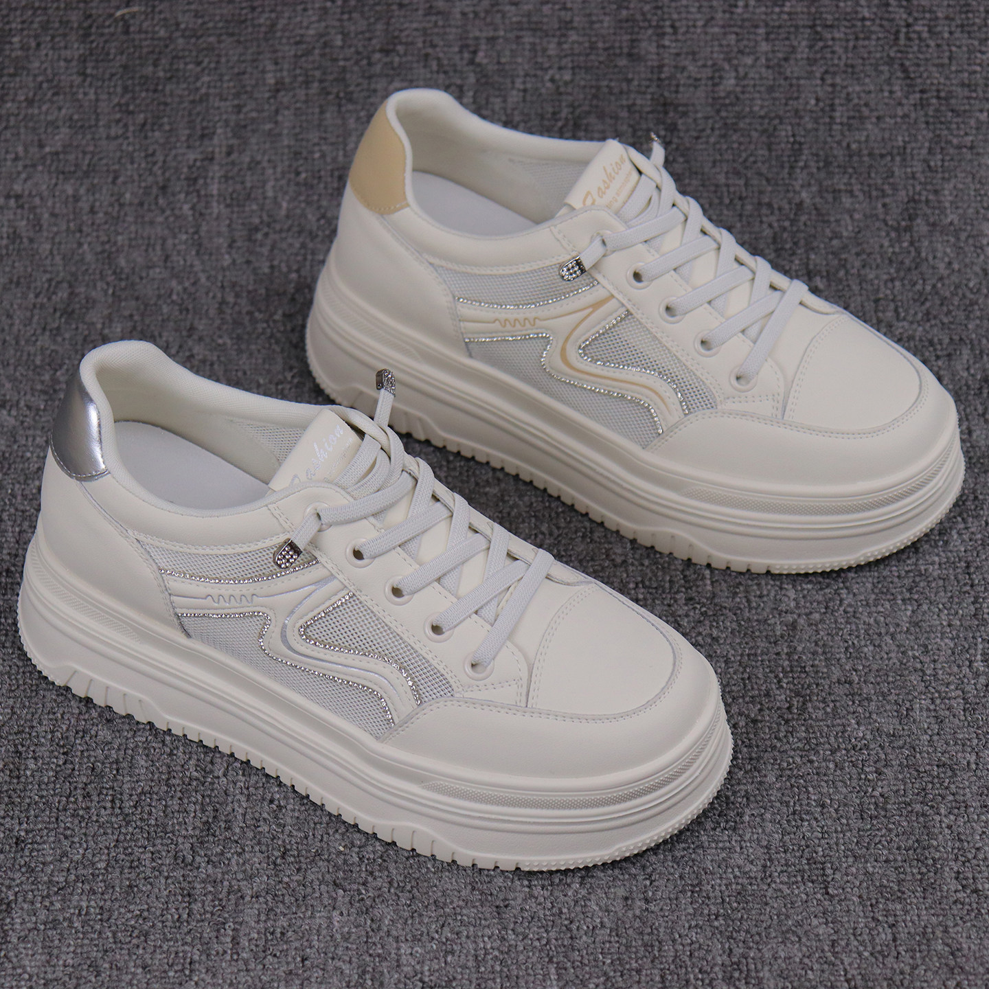 红依利女鞋2026夏季新款透气网面厚底运动休闲凉鞋舒适复古小白鞋