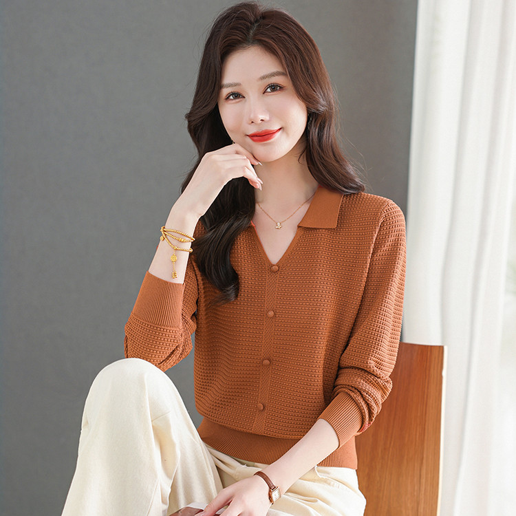 100%羊毛极简风翻领羊绒衫