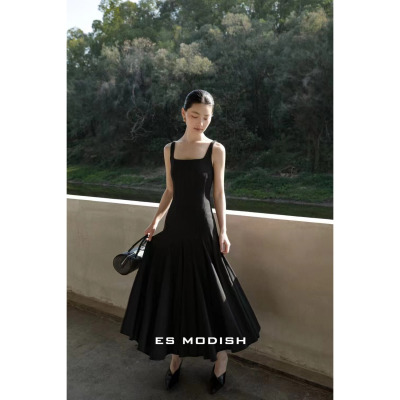 QIQI绮绮家~ 爆款法式吊带收腰显瘦赫本风连衣裙4307【ES】#3-12