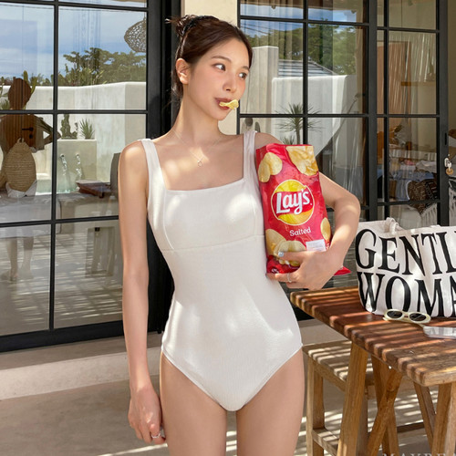 泳衣女2026新款性感连体显瘦遮肚