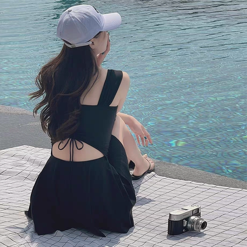 黑色裙式连体显瘦遮肚泳衣女小胸