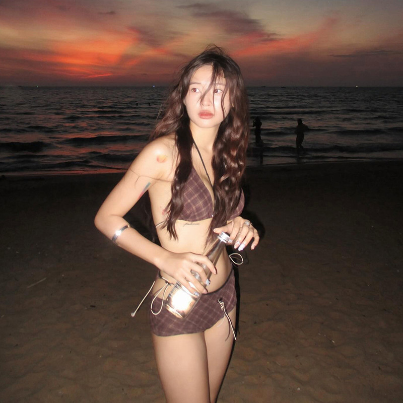 泳衣女高级感2026新款分体式比基尼辣妹性感纯欲风度假泡温泉绝美