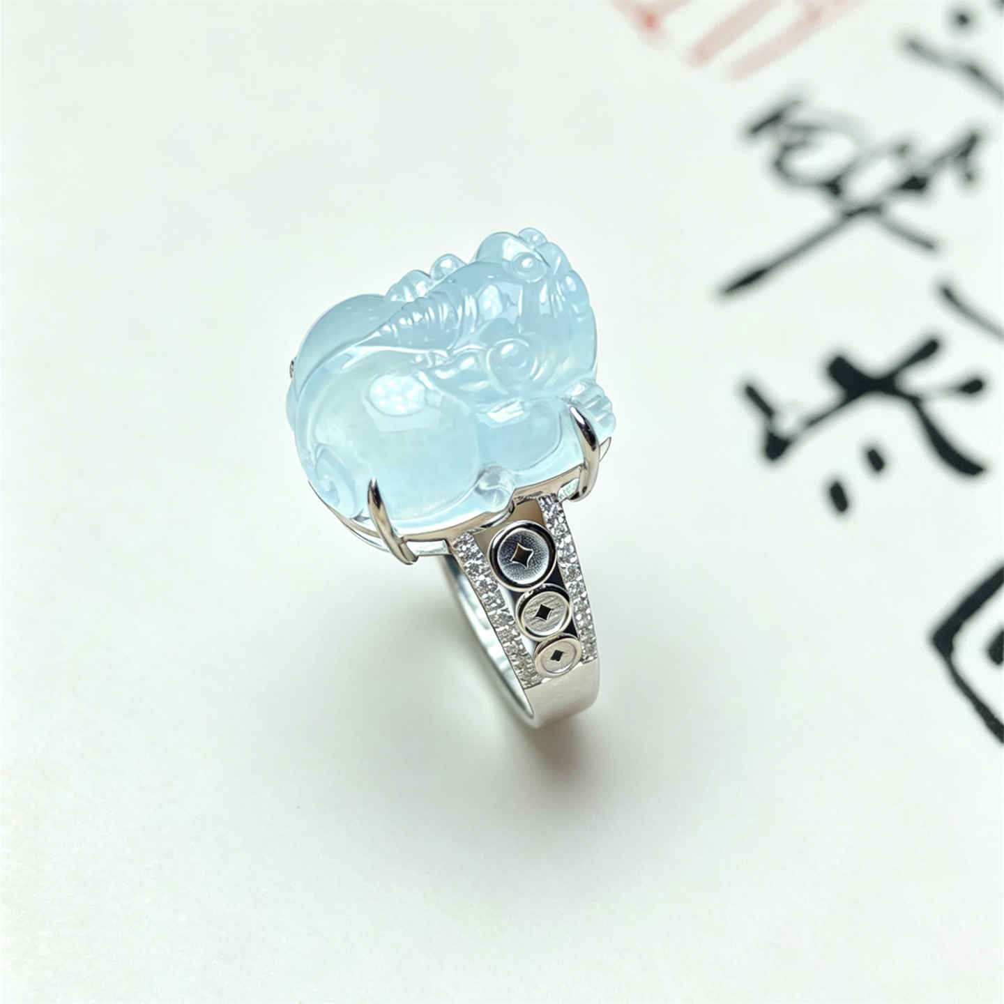 缅甸天然翡翠a货冰种18K貔貅冰透翡翠戒指女款时尚果冻胶貔貅戒指