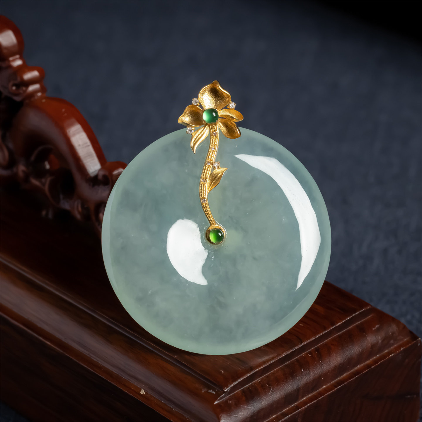 缅甸天然翡翠a货冰种浅绿平安扣吊坠18K冰透男女款平安如意玉挂件