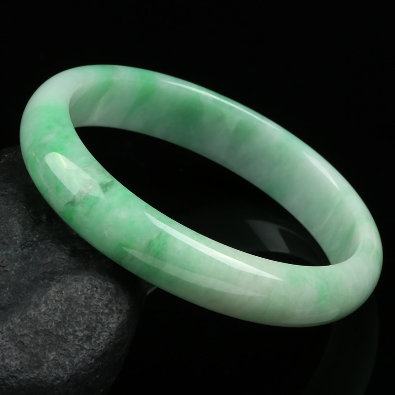 天然翡翠A货满绿手镯56MM高端