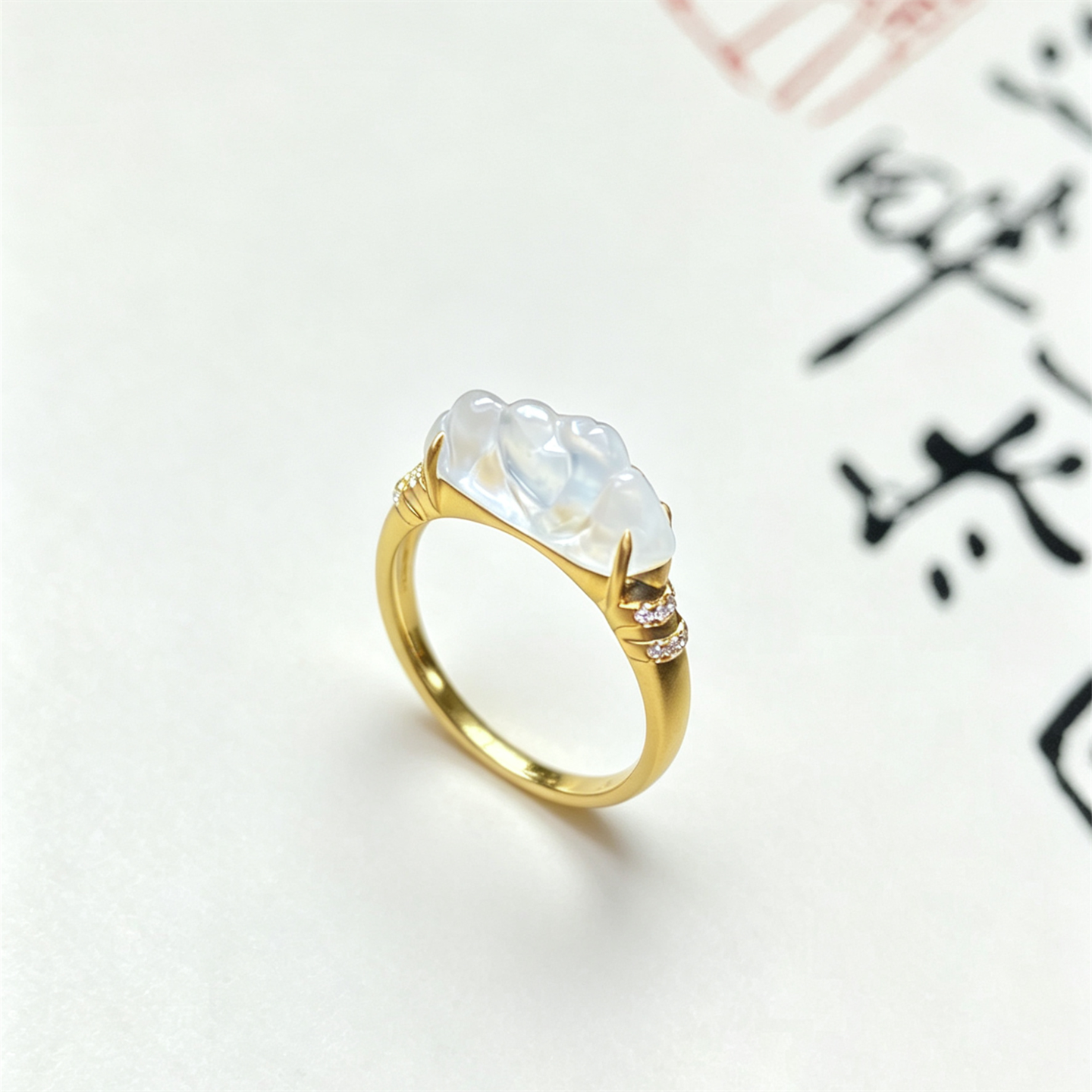 缅甸天然翡翠a货冰种冰透山水吉祥戒指18K金时尚女款特色翡翠戒指