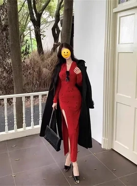 连衣裙女印花气质御姐法式长袖秋季修身包臀裙子中长针织红色收腰
