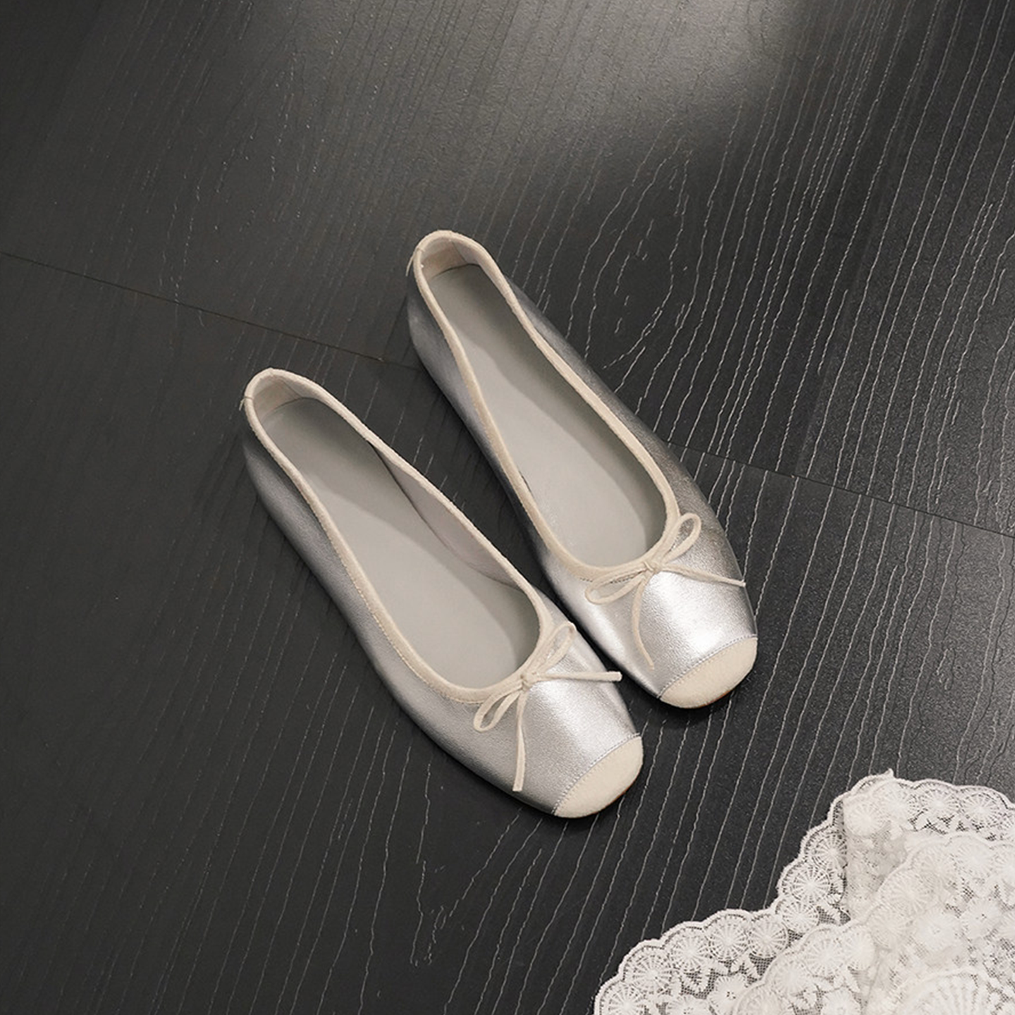 「卡鹿莉 KLULI」方头浅口蝴蝶结芭蕾舞鞋甜美平软底法式复古单鞋