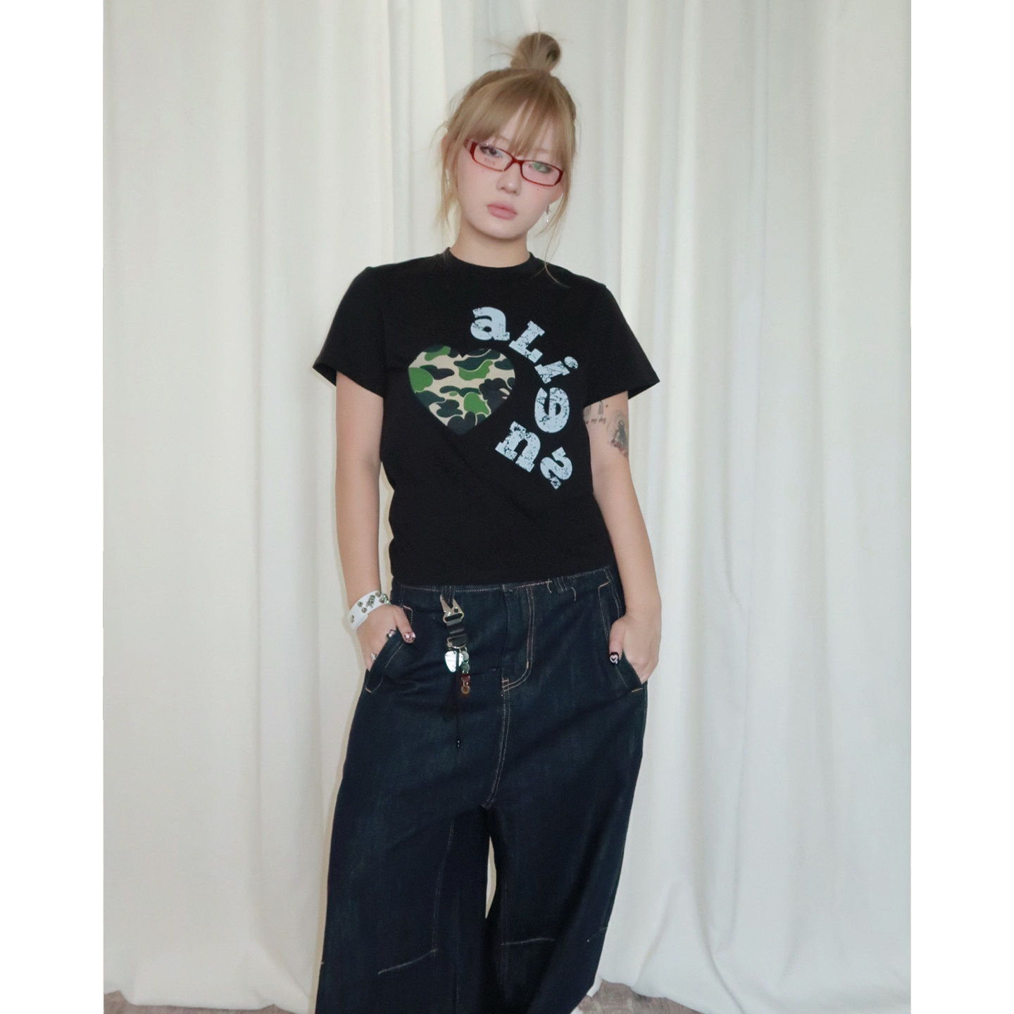 local aliens外星沙龙美式复古迷彩爱心印花短袖圆领正肩显瘦t恤