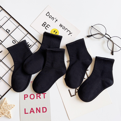 黑色净版中筒学生运动潮童袜