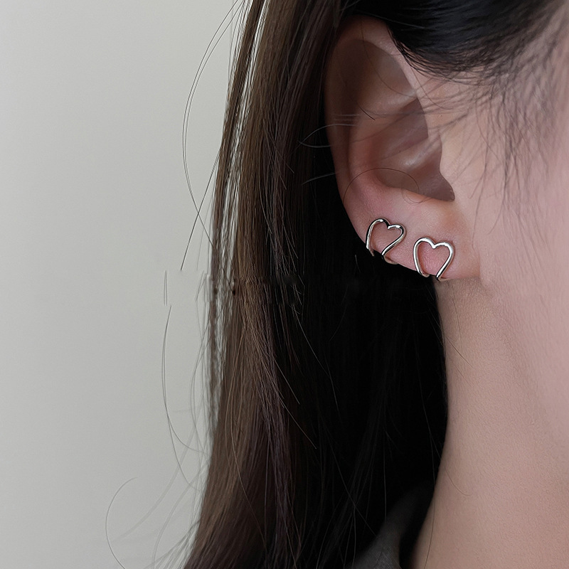 简约小巧精致爱心耳骨夹无耳洞女冷淡风高级小众设计感耳夹耳饰品