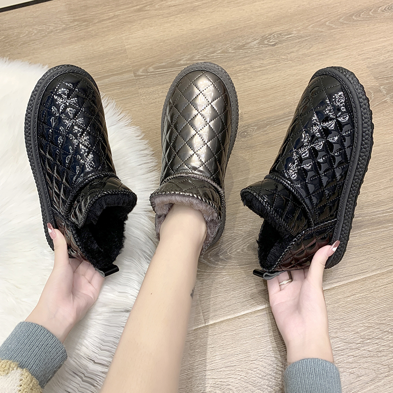 女冬厚底加绒加厚雪地棉面包鞋