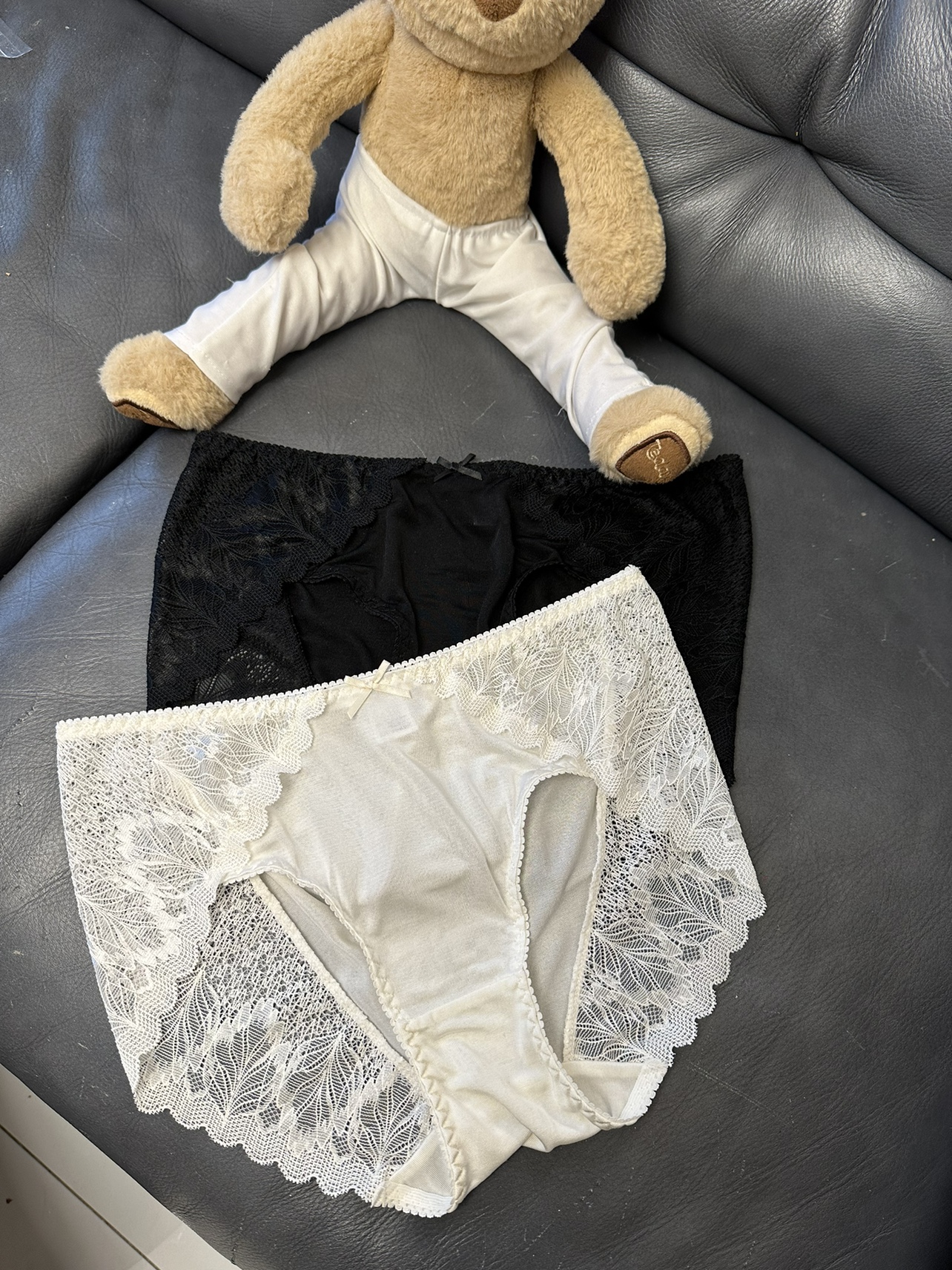 舒适蚕丝蕾丝拼接内裤