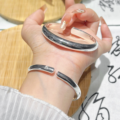 航达银匠 999足银手镯女光面开口实心简约泥鳅背贵妃银镯子银手环