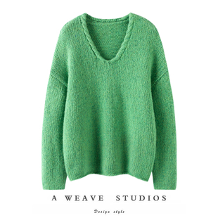 萨琪尼官方〓绒+〓果绿色复古花纱绞花V领粗针羊绒衫毛衣上衣女