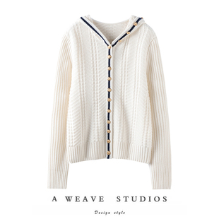 气质百搭上衣 2025新款 巨美宠溺 设计感小众单排扣羊绒针织开衫