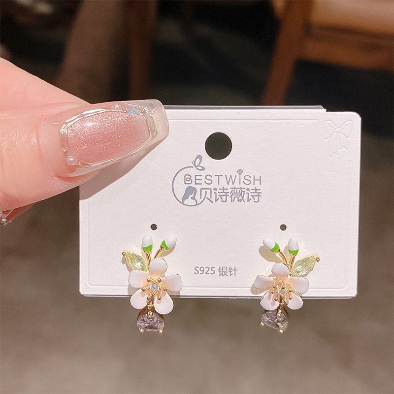 绝美滴油花朵耳环竞争优雅名媛风耳环轻奢高级感小众耳饰女