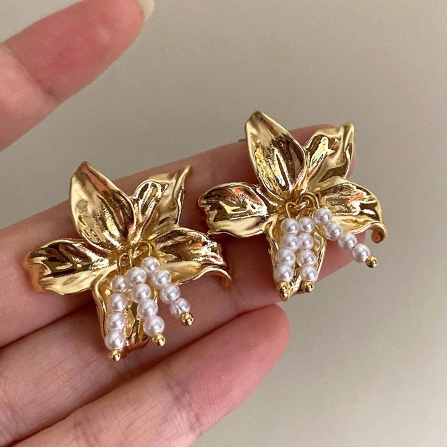 独特个性珍珠花朵耳钉女潮小众