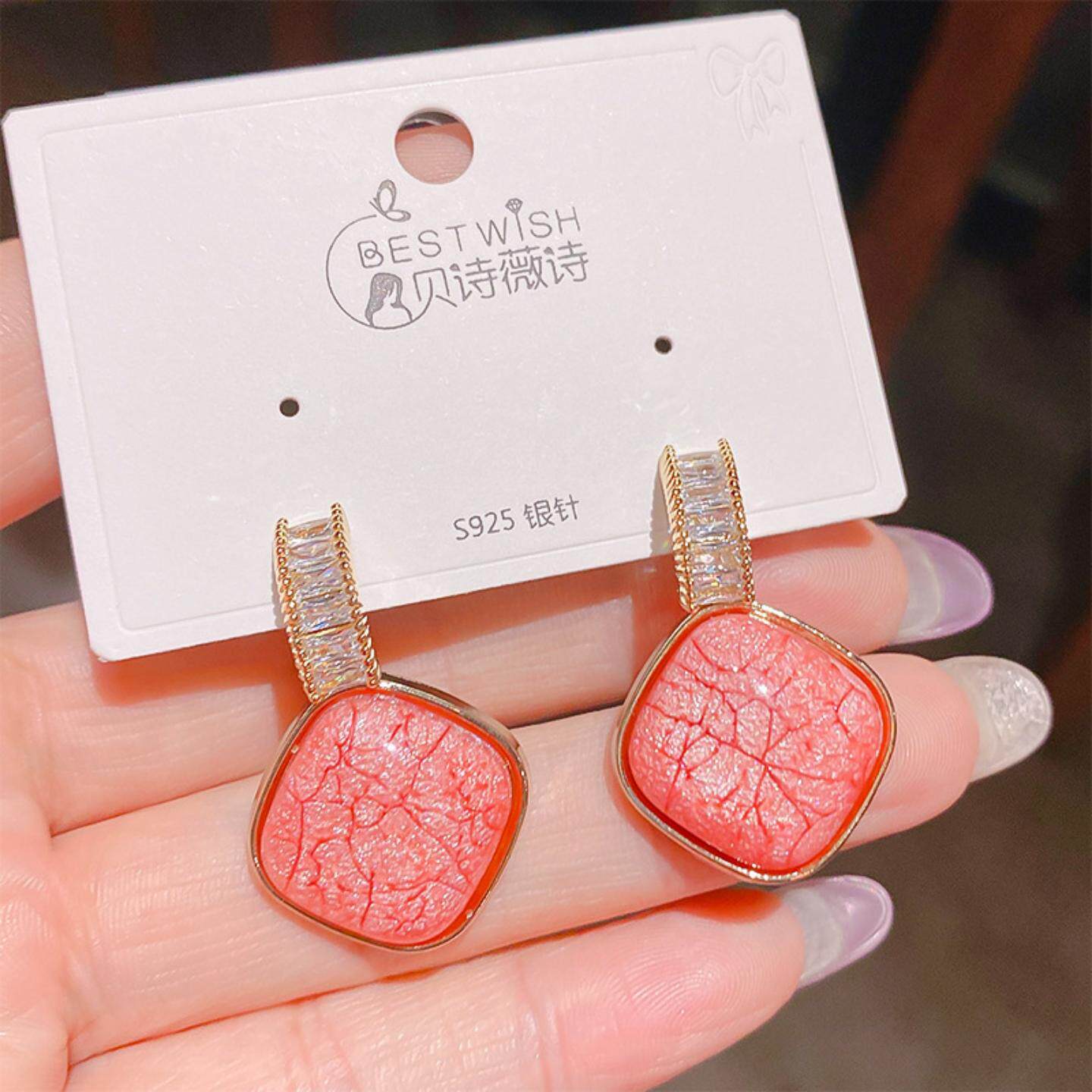 真金电镀铜微镶S925银针个性冷淡风方形水晶韩国气质时尚耳环耳饰