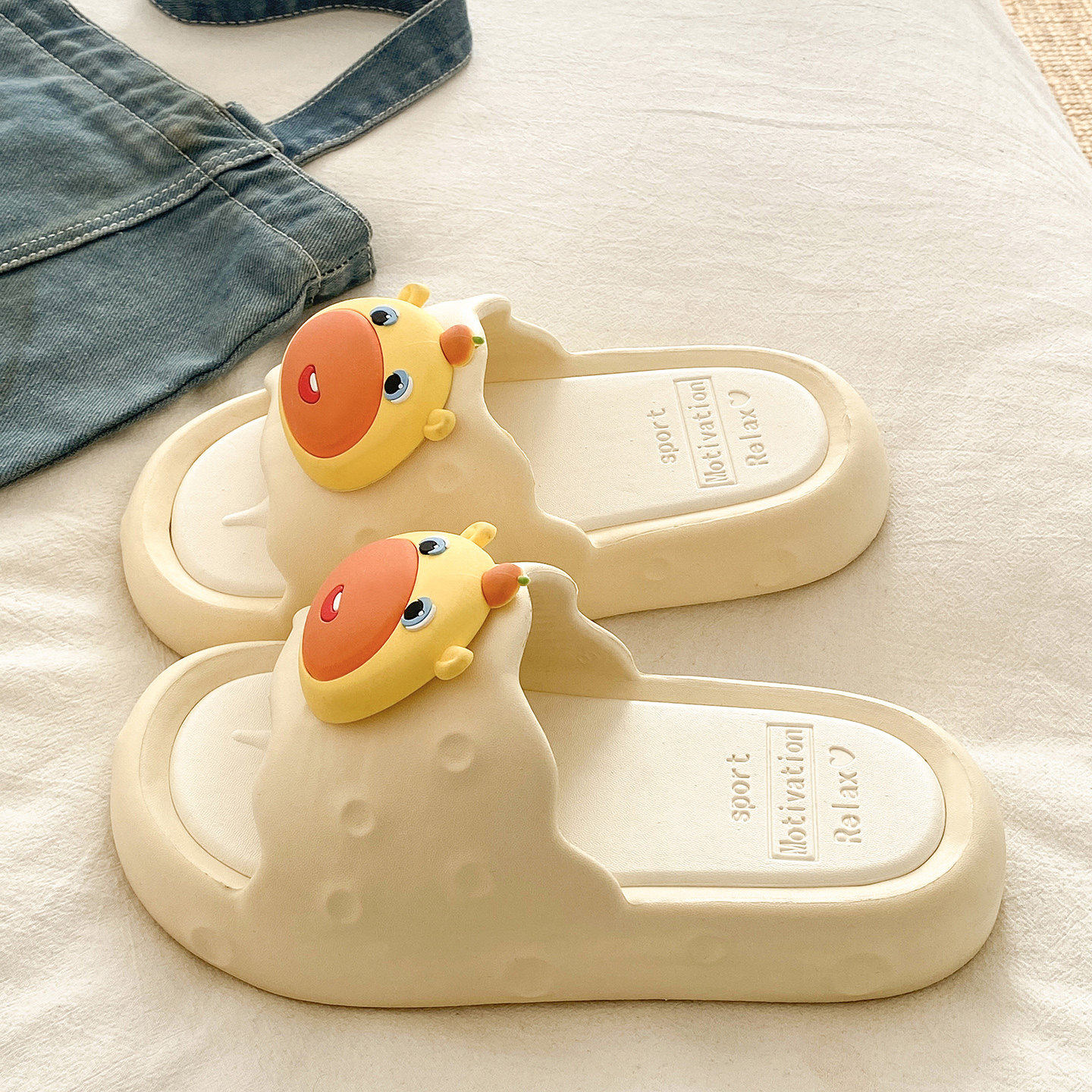 可爱水豚噜噜拖鞋女夏季室内家居防滑2026新款卡通厚底外穿凉拖鞋,女鞋,一字拖,淘宝优惠券,粉丝福利购,淘宝优惠卷